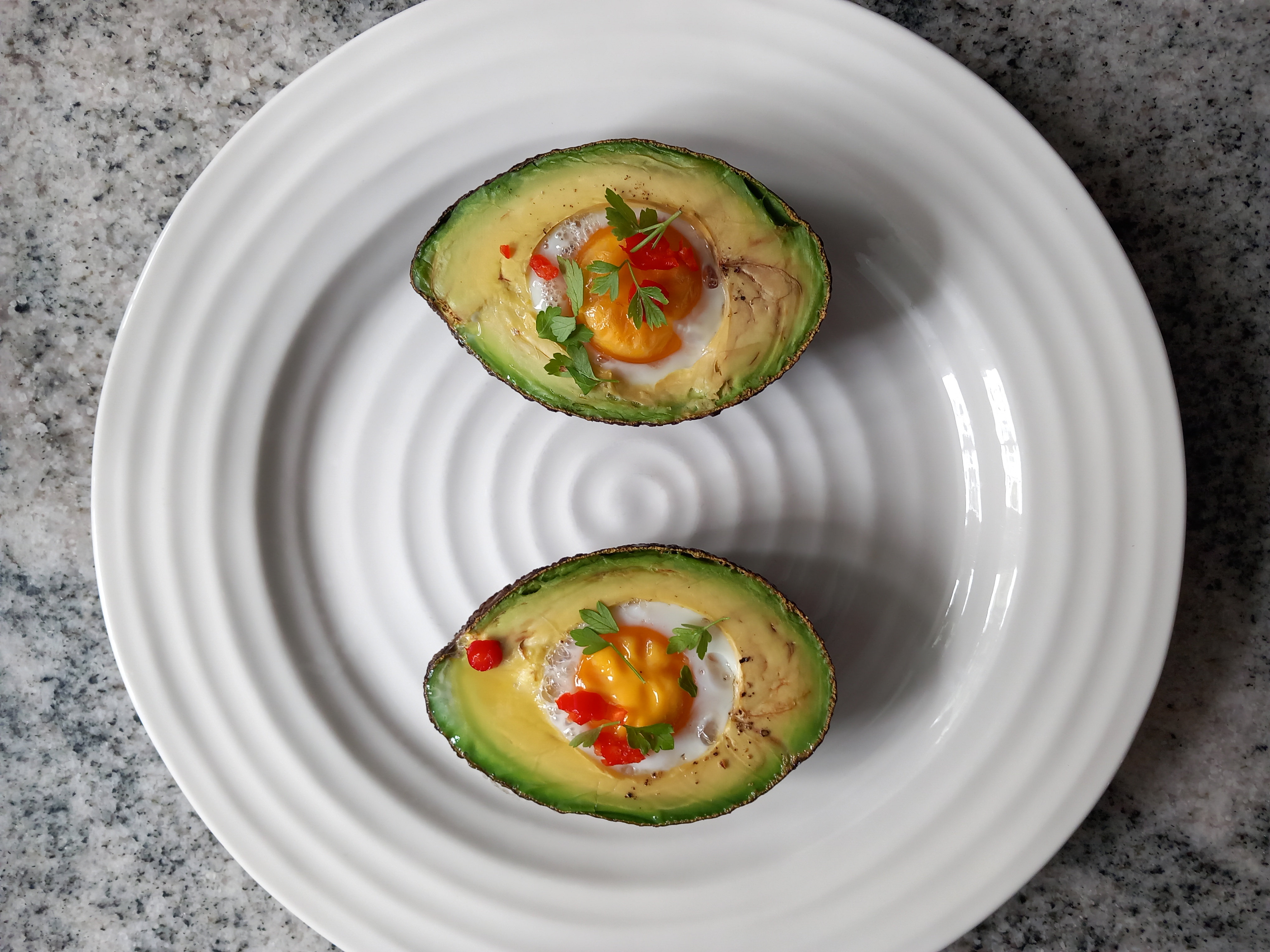 Avocado Baked Eggs